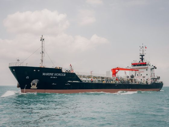 STB-14_pp-2048x1365_Marine_Risk_Management_Bunker_barges Marine_Trading_Singapore